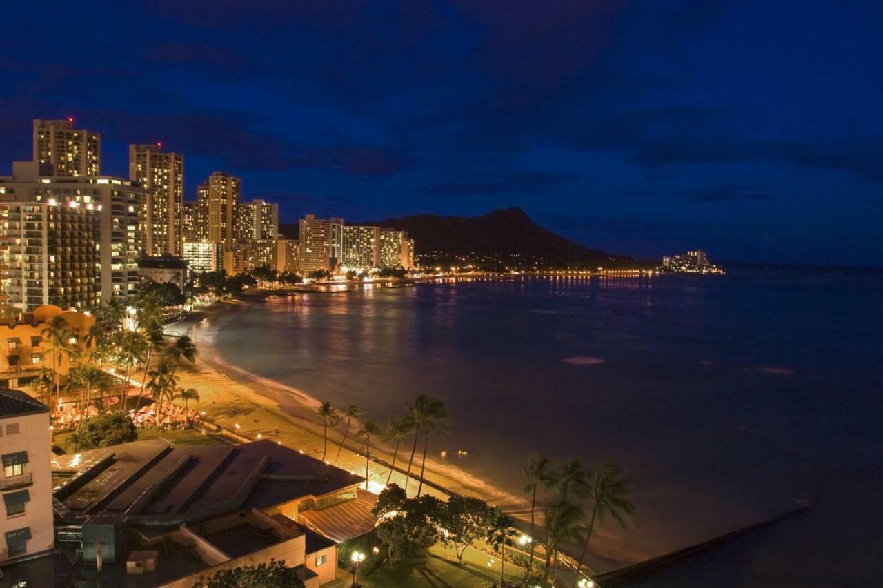 Waikiki Banyan By Koko Resorts Honolulu Exterior photo